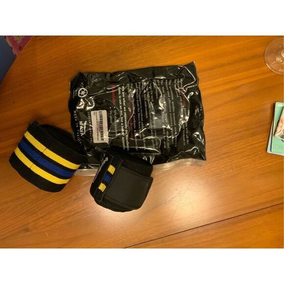 Mava Knee Wraps - Picture 3 of 4